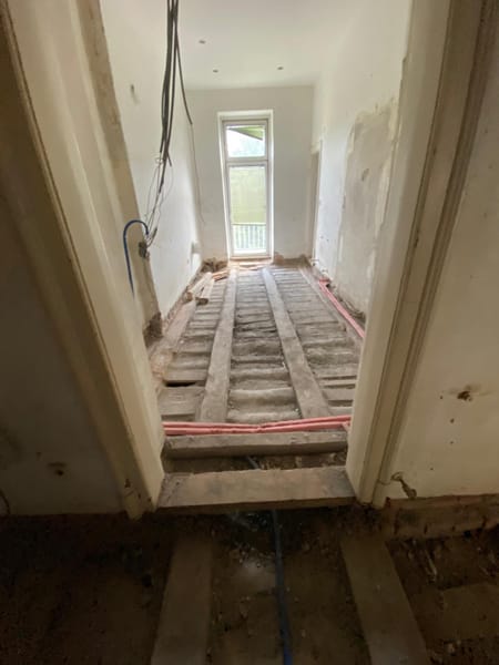 Altbauwohnung ohne Boden